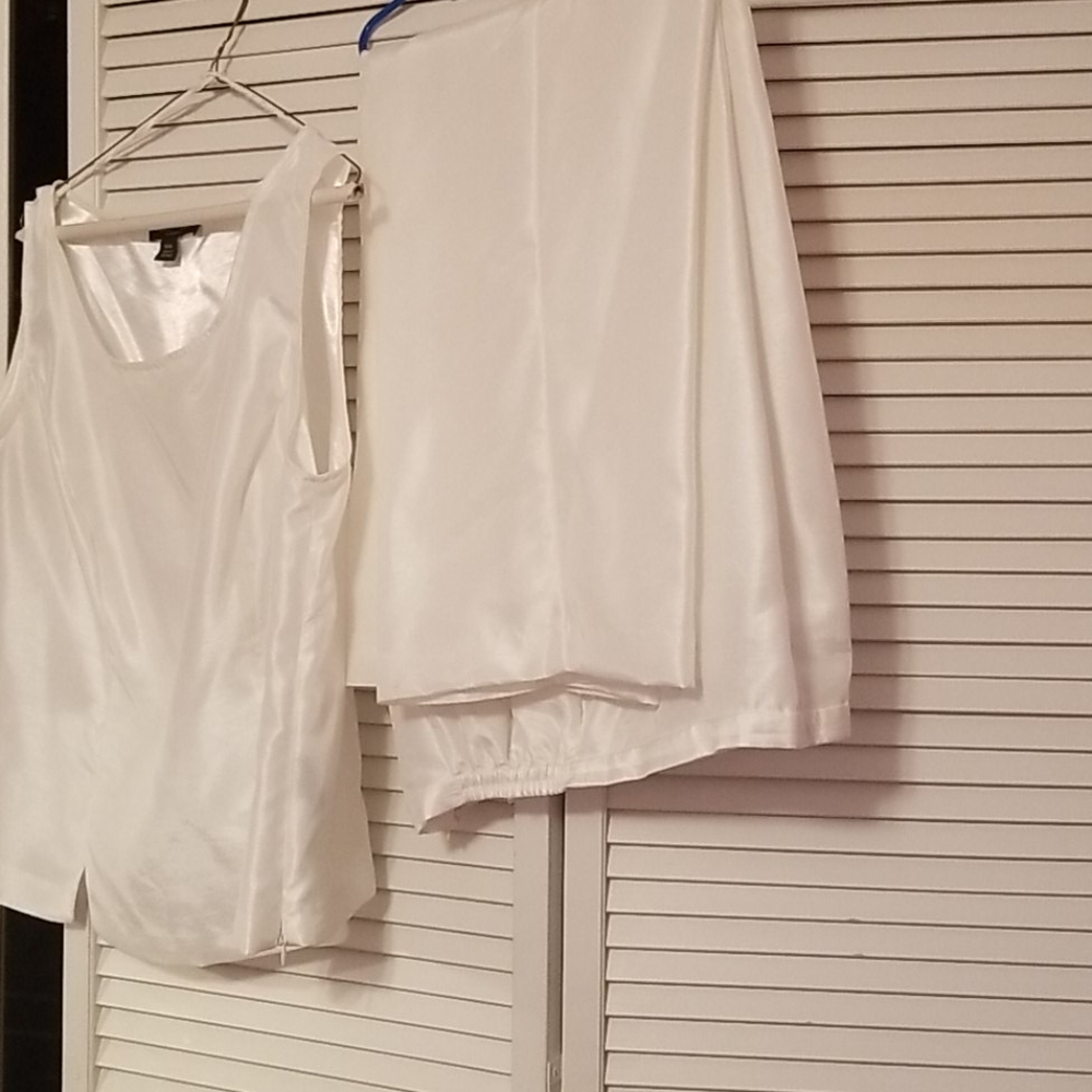 3 peice pant suit by perceptions